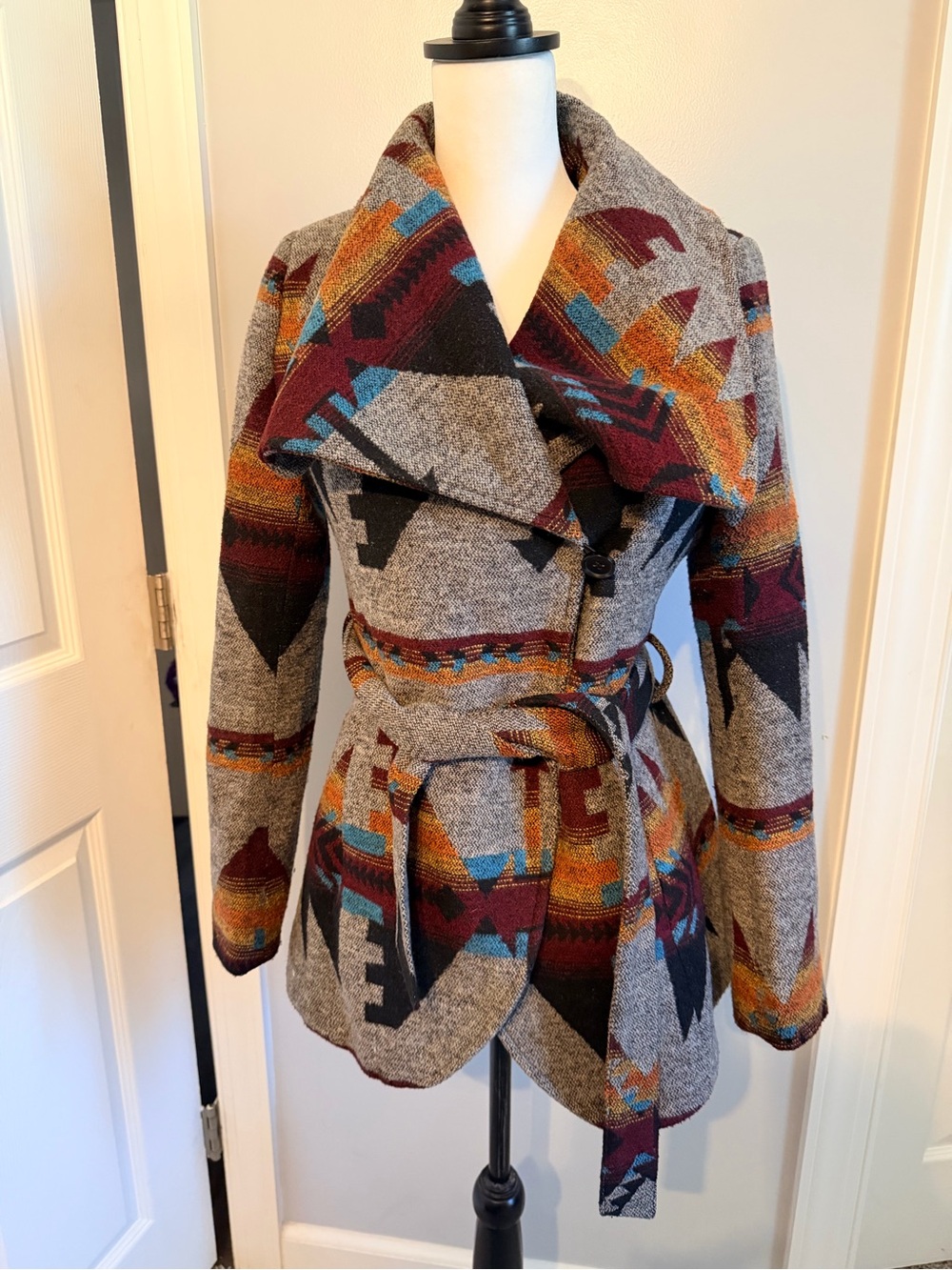 Woven Pattern Belted Peacoat Jacket - Gray Multi